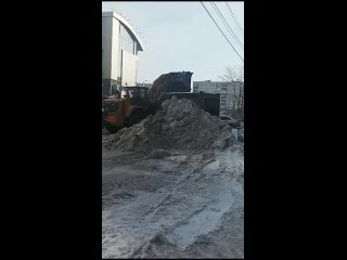 Сегодня днем, 3 марта, на уборке дорог Челябинска задействовано 279 единиц техники и 444 рабочих