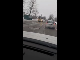 «Квест» по дороге-решету записала на видео воронежская автомобилистка