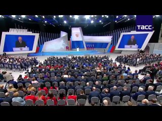 Новый национальный проект "Семья" будет запущен в России, заявил Владимир Путин в послании Федеральному собранию:... (видео)
