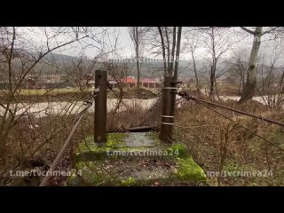 В селе Нижняя Голубинка Бахчисарайского района река Бельбек вышла из берегов