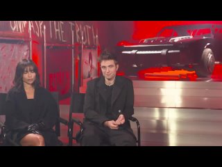 _Robs A Liar!_ 😂 Robert Pattinson  Zoë Kravitz Talk The Batman, Lying In Interviews And Auditions-Обрезка 01