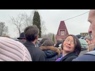 Послы США, Франции, Канады, Германии и зампосла Великобритании на похоронах Навального3