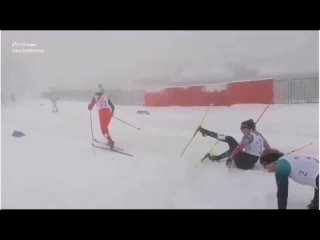 Трагедия на лыжной трассе - Массовые травмы у спортсменок в Сочи