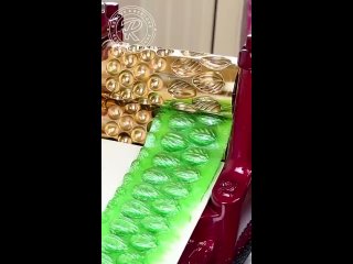 1871 candy drop roller in action