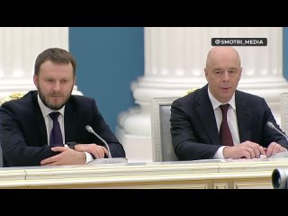 ❗️ Главное из совещания по социально-экономическому развитию Донбасса и Новороссии

▪️ Президент высоко оценил темпы социально-э