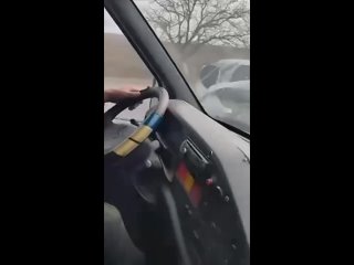В соцсетях публикуют видео ДТП на въезде в Первомайск – разбитая «Тойота»