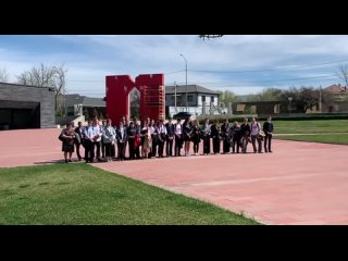 4 апреля учащиеся 7-А, 10-А и 10-Б классов посетили Мемориал жертвам фашистской оккупации Крыма «Концлагерь «Красный»». Этот мем
