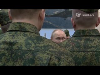 🇷🇺 Владимир Путин посетил 344-й государственный центр боевого применения и переучивания летного состава Минобороны