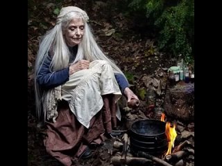 Эта бабушка несомненно знает и умеет больше чем множество подобных пенсионеров, магия не иначе.