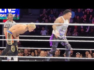 Damien Priest vs Cody Rhodes -   WWE Holiday Tour