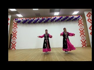 Тузбекова Ляйсан Загировна,  Шарипова Сабина Руслановна, танец дуэт 14-17 лет,Башкирский танец «Курай»