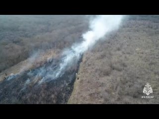 Ландшафтный пожар площадью 10 гектаров тушат на Ставрополье