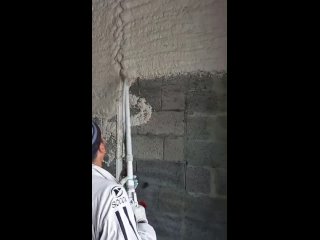 Видео от Штукатурка стен, полусухая стяжка пола. Т:965455