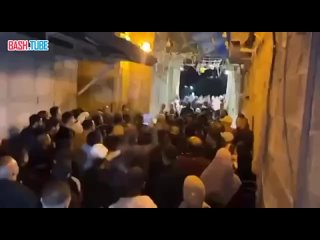 🇮🇱 Жесткие столкновения между мусульманами и израильской полицией начались в Старом городе Иерусалима