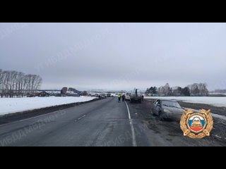 В Башкирии водитель «Весты» насмерть сбил двух людей, чтобы избежать ДТП   Трагедия произошла в Кармаскалинском районе на 6 кило