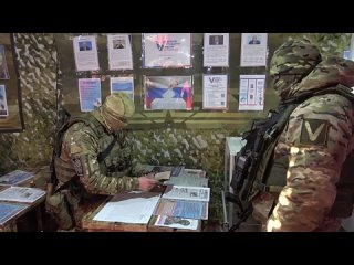 💬 Российские военные по всему миру принимают участие в досрочном голосовании на выборах Президента России.