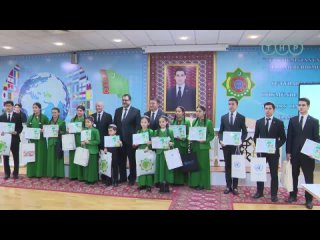 Туркменские молодые художники отметились на конкурсе «Культура мира – глазами молодёжи»