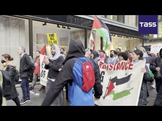 🇺🇸🇵🇸🇮🇱 Une manifestation contre la politique de l’administration de Joe Biden au Moyen-Orient a eu lieu à New York