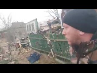 Testimonio desde el distrito Petrovsky de Donetsk de un miembro de la Caravana Antifascista dando cuenta de la muerte hace unos