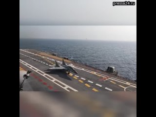 Красивые кадры полетов палубных истребителей МиГ-29К с авианосцев INS Vikrant и INS Vikramaditya ВМС