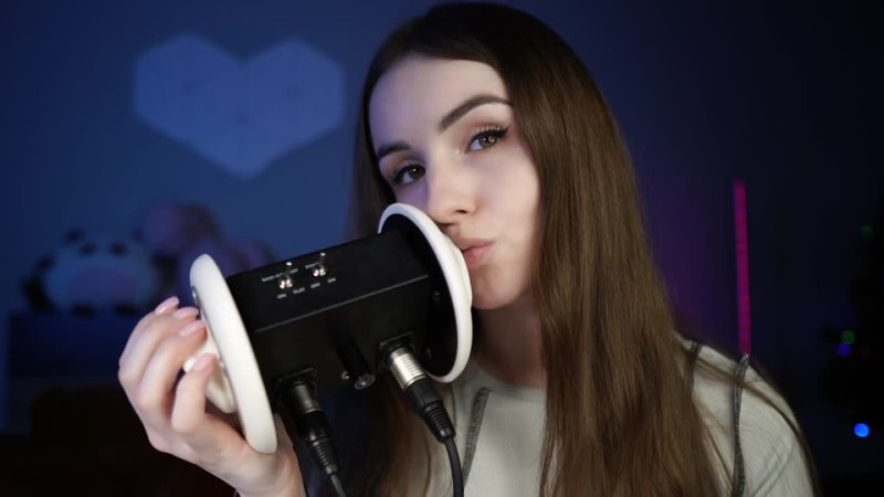 Malinkaa98 ASMR EAR