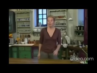 «Теперь стыдно»: позорный конфуз Высоцкой увидели миллионы россиян (видео) (видео)