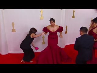 Лиза Коши упала на Оскаре