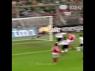 Рикарду Куарежма гениальный технарь и один из самых ярких футболистов 2000-х