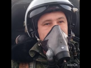 fighter_bomber ha publicado un video en su canal de Telegram grabado desde la cabina de un SU-25 Ruso