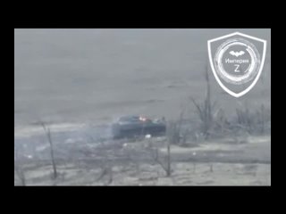 Кадры поражения гусеничного БТР Spartan ВСУ ударом FPV дрона