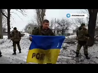 Ровно девять лет назад Александр Захарченко позвал Порошенко в Донецк забрать флаг т.н. «киборгов»