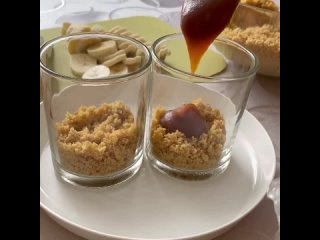 Рецепт быстрого десерта “Баноффи в стаканчиках“ от Светланы Поздняковой