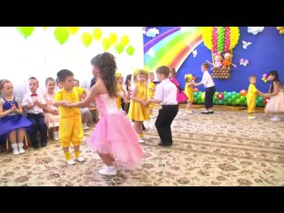 Танец Звонкий каблучок с малышами. МБДОУ г. Астрахани № 68 (2018)