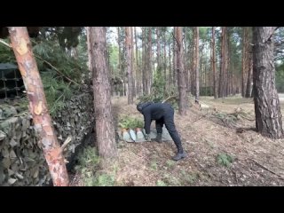 Экипажи танков Т-72Б3 группировки войск Днепр уничтожили склад боеприпасов ВСУ на правом берегу Днепра в Херсонской области