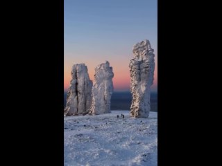 Столбы выветривания на плато Маньпупунёр. Республика Коми, Россия.