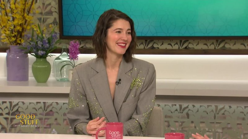 Mary Elizabeth Winstead dishes on A Gentleman in Moscow   The Good Stuff with Mary Berg