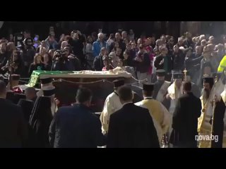Раскольники на похоронах Болгарского патриарха Неофита