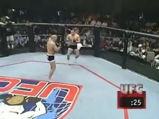 В этот день в 1999 году Бас Руттен дрался со звездой RINGS Цуёси Косакой на турнире UFC 18.