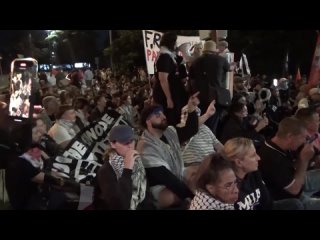 Police in Sydney, Australia, clash with pro-Palestine demonstrators protesting against the arrival of an Israeli cargo ship that