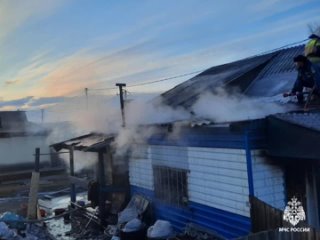 Сегодня утром пожарно - спасательным подразделением по охране Кызылского района оперативно потушен пожар на площади 20 кв.м на к