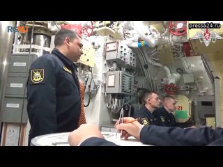 Дизель-электрическая подводная лодка “Волхов“ Тихоокеанского флота запустила ракету “Калибр“ в ходе