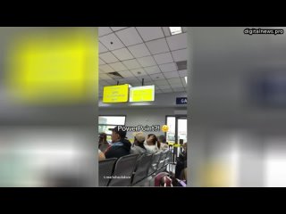 Анекдот: филиппинский лоукостер Cebu Pacific использует PowerPoint для цифрового табло с рейсами. Ст