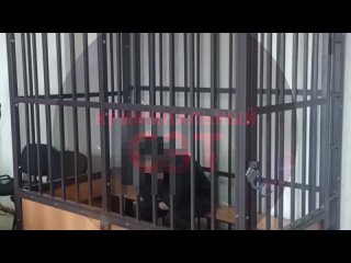 ️ ️ ️Прямо сейчас в Ленинском районном суде избрали меру пресечения жителю Чебаркуля, который, по данным следствия, проник в ква