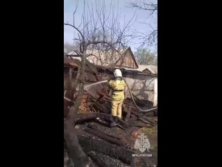 Сотрудники МЧС России ликвидировали пожар в Горловке 

Сегодня утром на территории частного домовладения в Калининском районе Го