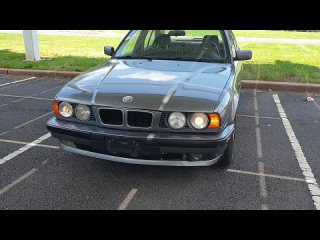 E34 1995 BMW 525i walkaround