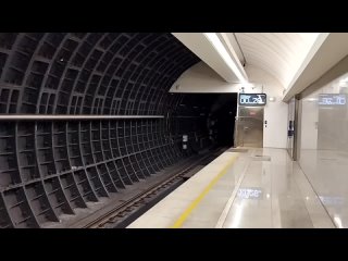 Парад поездов метро на БКЛ ()