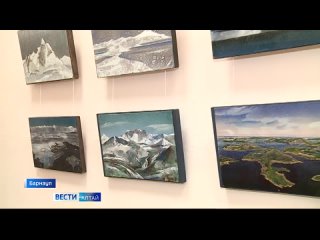 Выставка неожиданных шедевров открылась в художественном музее Алтайского края.