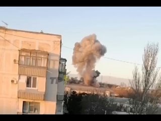‼️🇺🇦🏴‍☠️Командующий Воздушными Силами ВСУ опубликовал «жуткий удар» по пустырю в Севастополе, заявив о поражении аэродрома Бельб