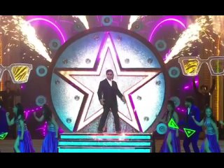 Shah Rukh Khan рerformance on Umang Annual Police Show 2023 at Jio World Centre in Bandra Kurla Complex