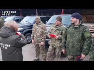 ️ Воспитанники мастерской «Ковровая вышивка» города Бердянска подготовили для наших военнослужащих подарки